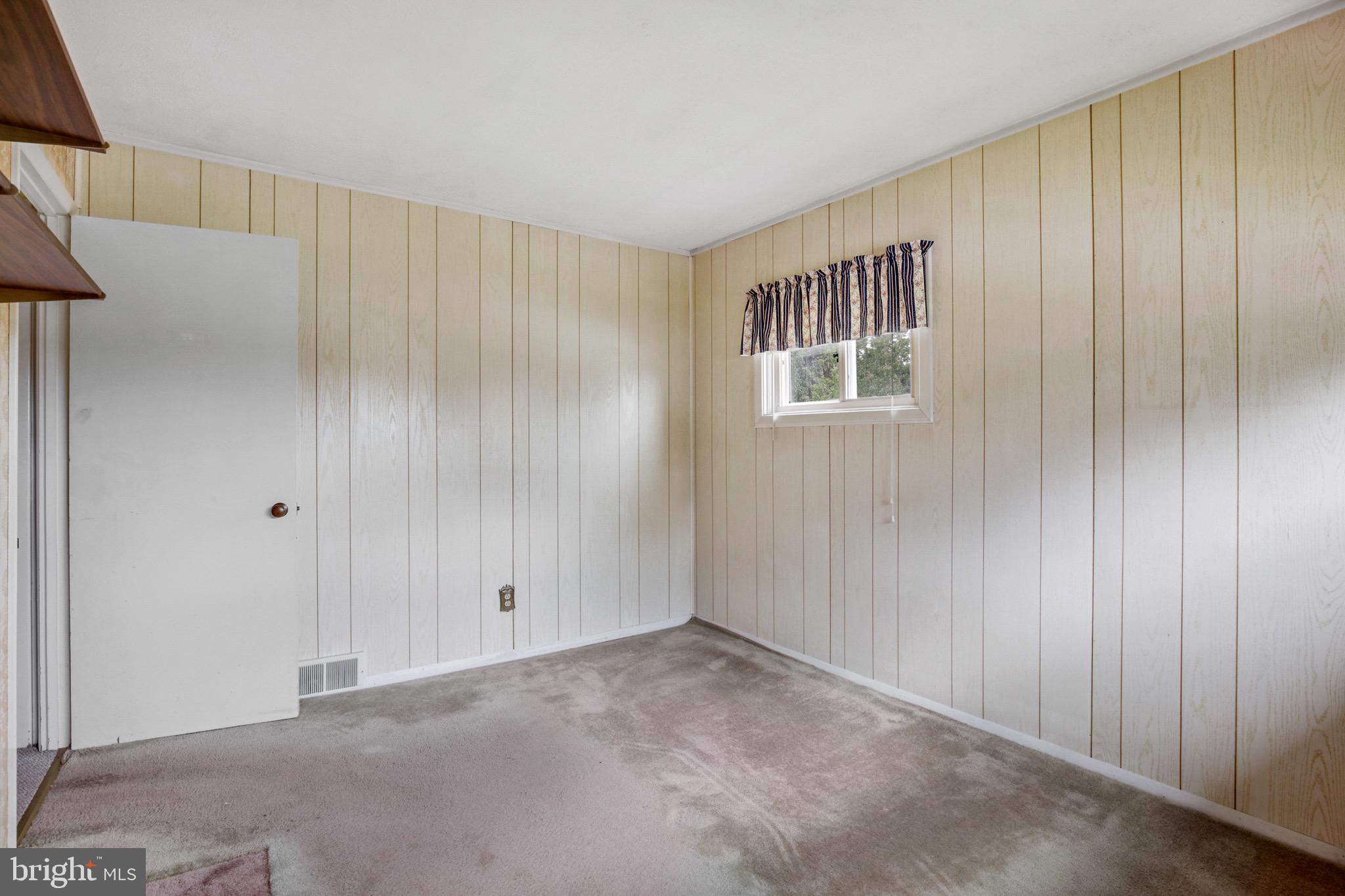 ABERDEEN HILLS - Residential