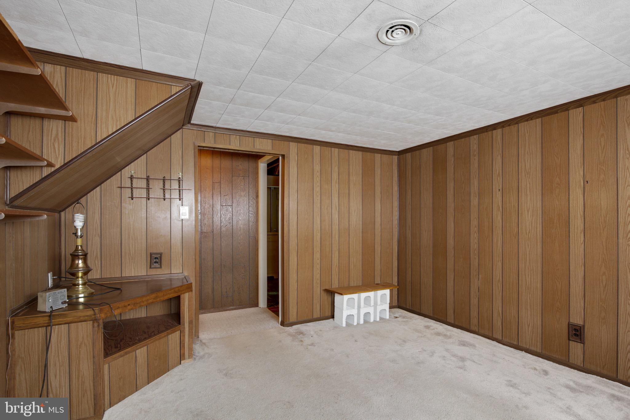 ABERDEEN HILLS - Residential