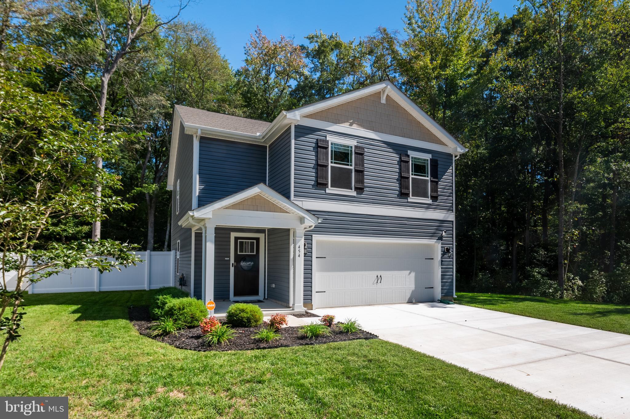 454 CURRANT CIRCLE