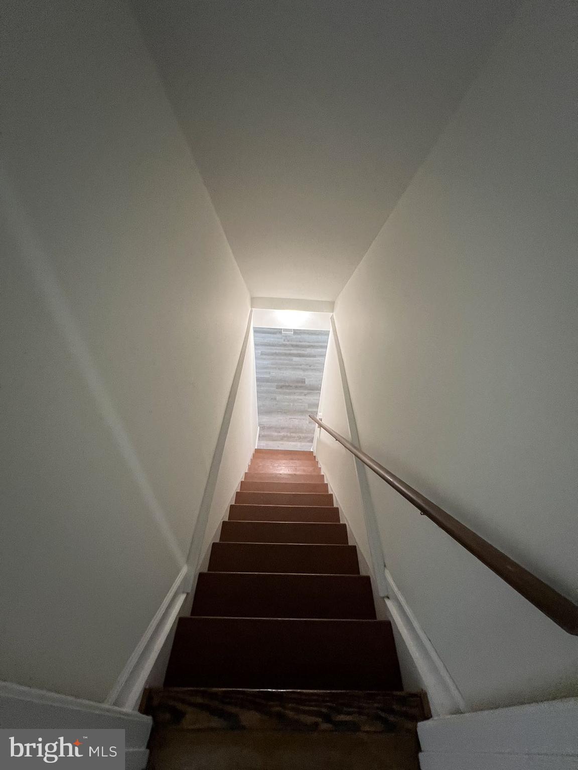 WALNUT HILL - Residential