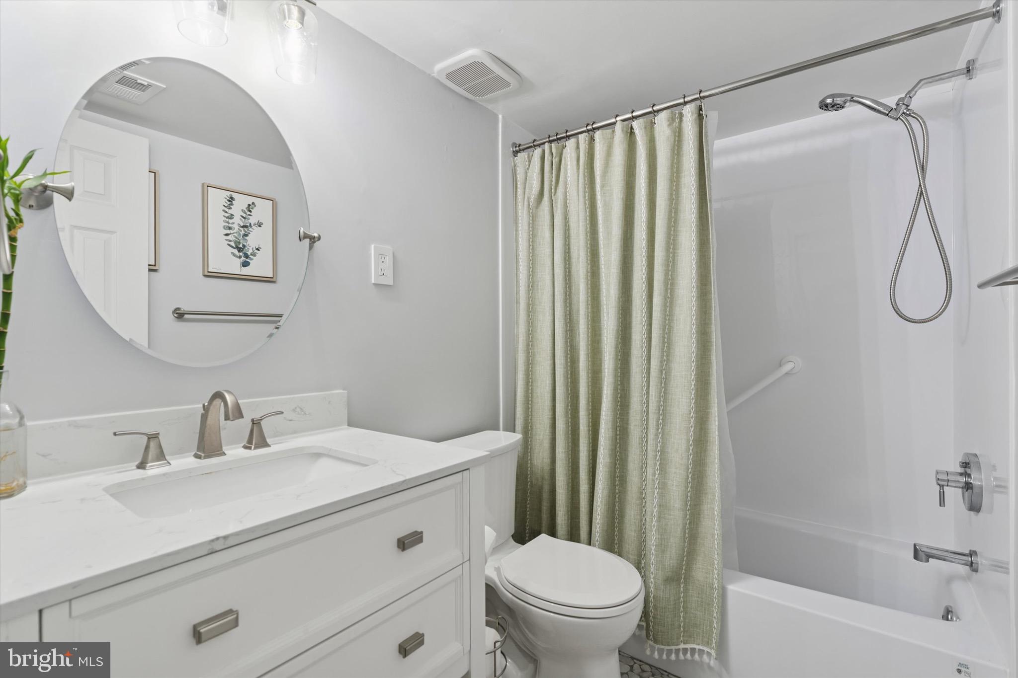 THE MEADOWS - Residential