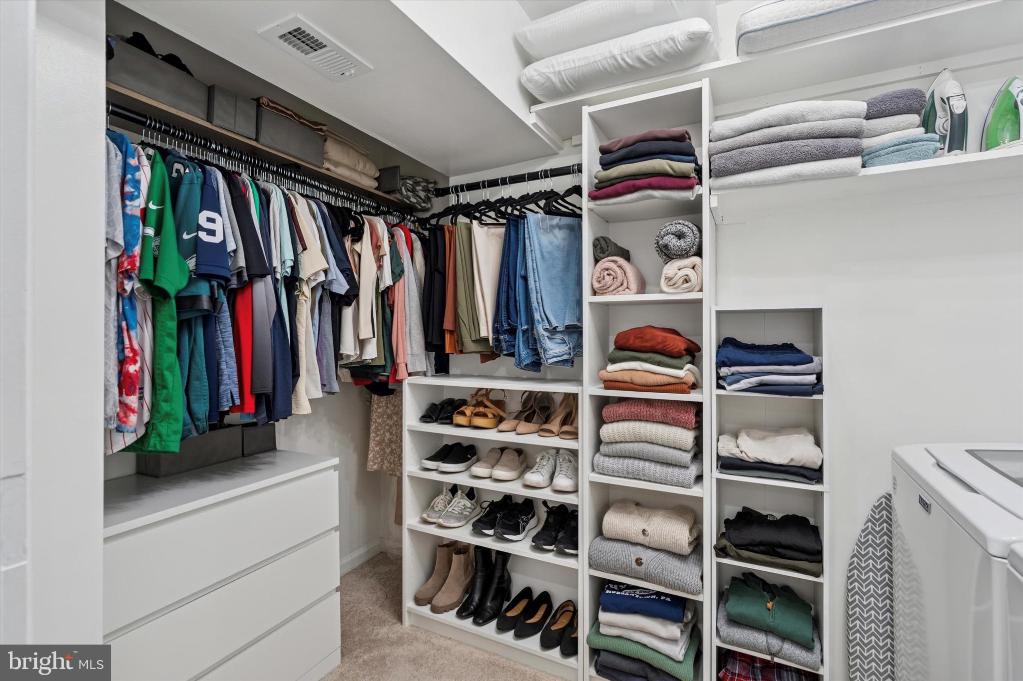 THE MEADOWS - Residential