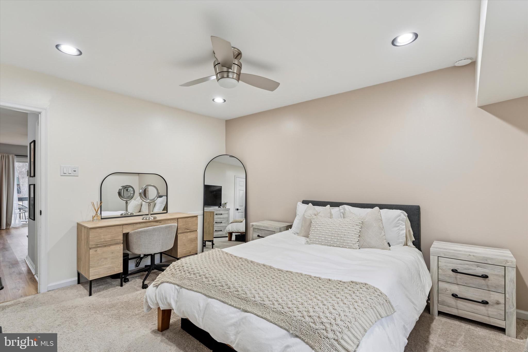 THE MEADOWS - Residential