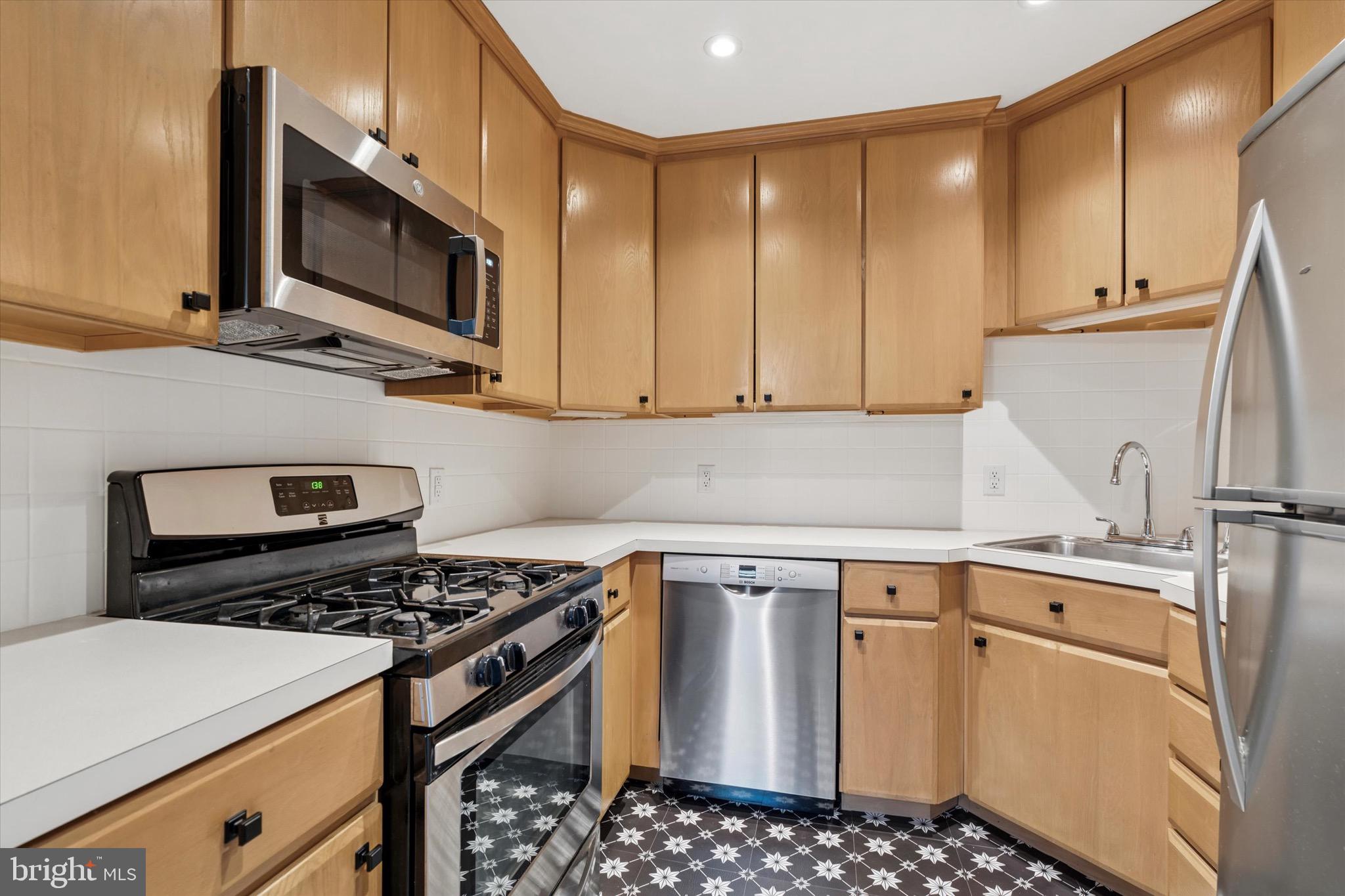 THE MEADOWS - Residential