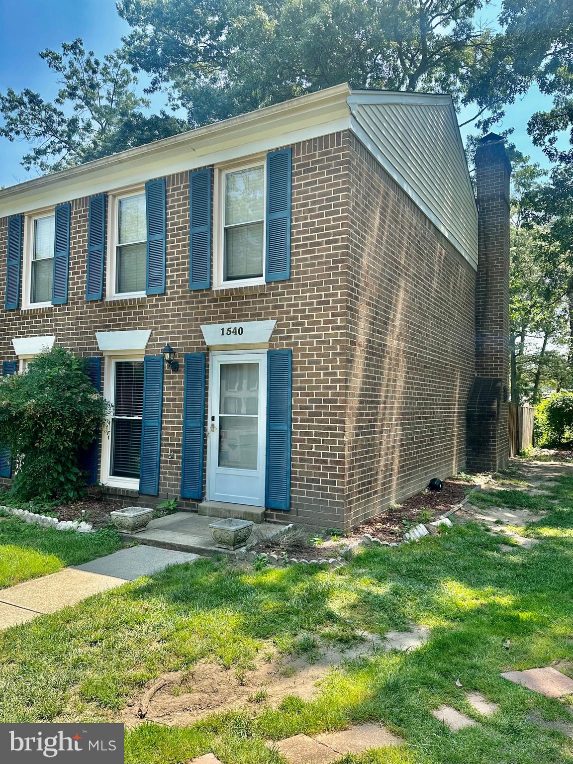 Seller offering all closing paid. For 1st time home buyer who qualifies could secure this property for little or no money out of pocket. Larger than your usual Townhome! Approx. 500 square feet larger than your average townhouse! Large owners suite ( full width of the house). Recently updated kitchen with lottsa cabinets, stainless appliances and granite tops! Recent LVP Flooring in lower level, laminate wood in the owners suite and carpet in secondary bedrooms. Wood burning fire place, replacement windows, washer and dryer, and more!