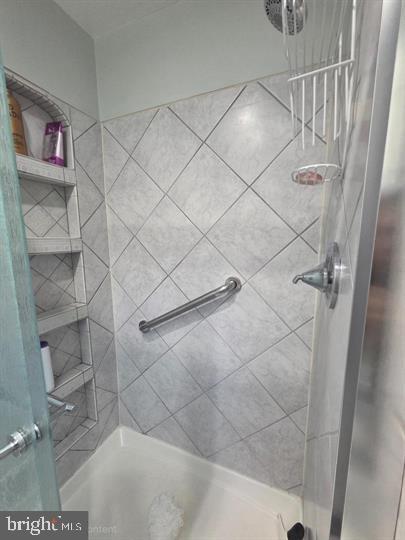 ORANGE HUNT ESTATES - Residential