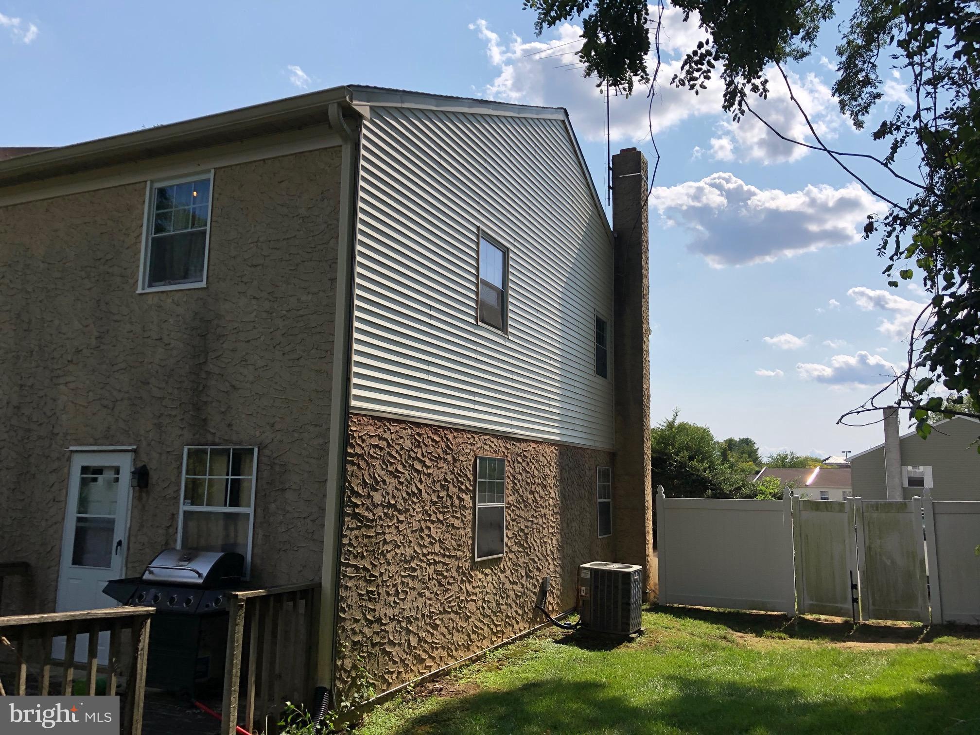 GREEN WILLOW RUN - Residential