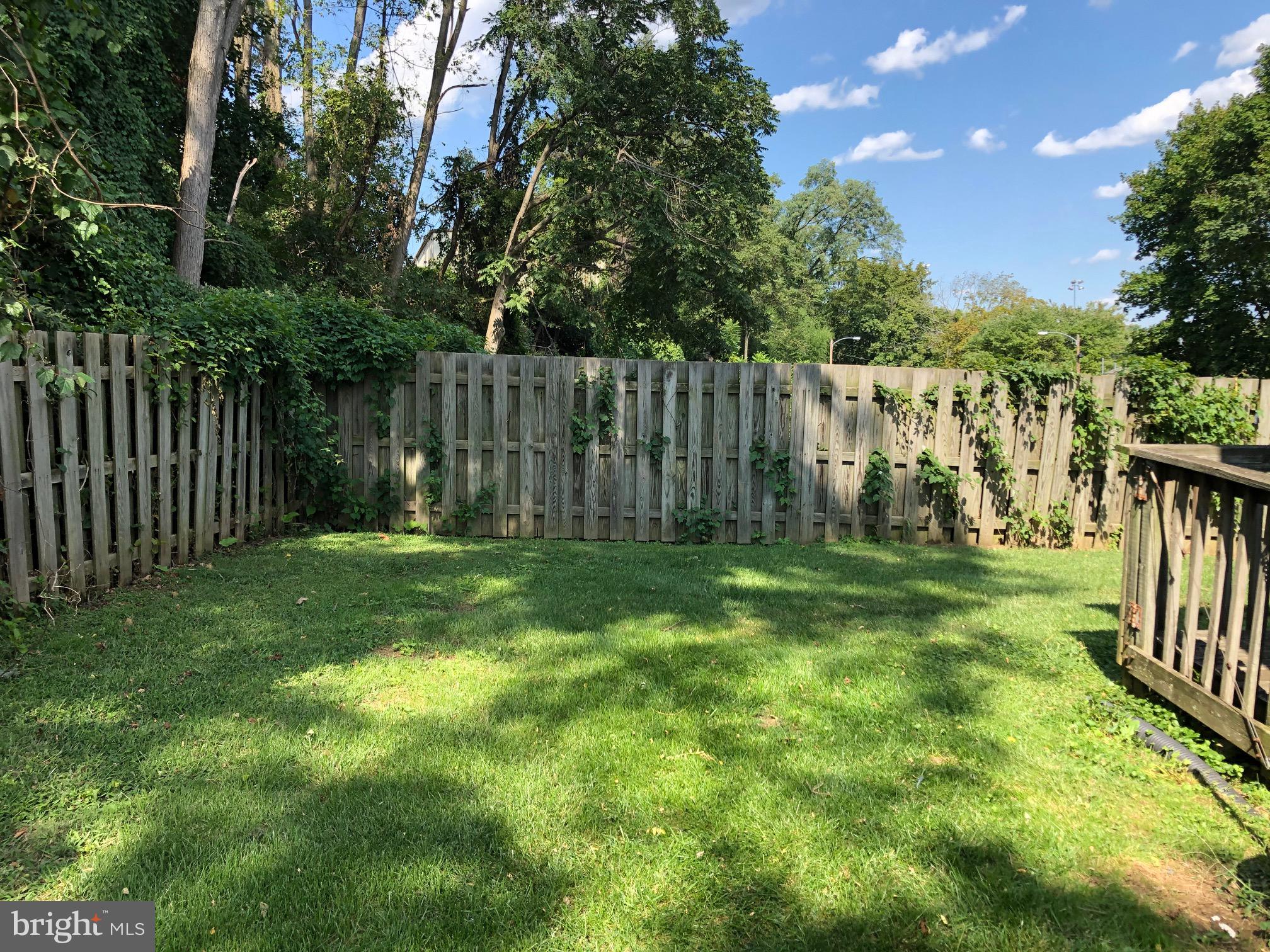 GREEN WILLOW RUN - Residential