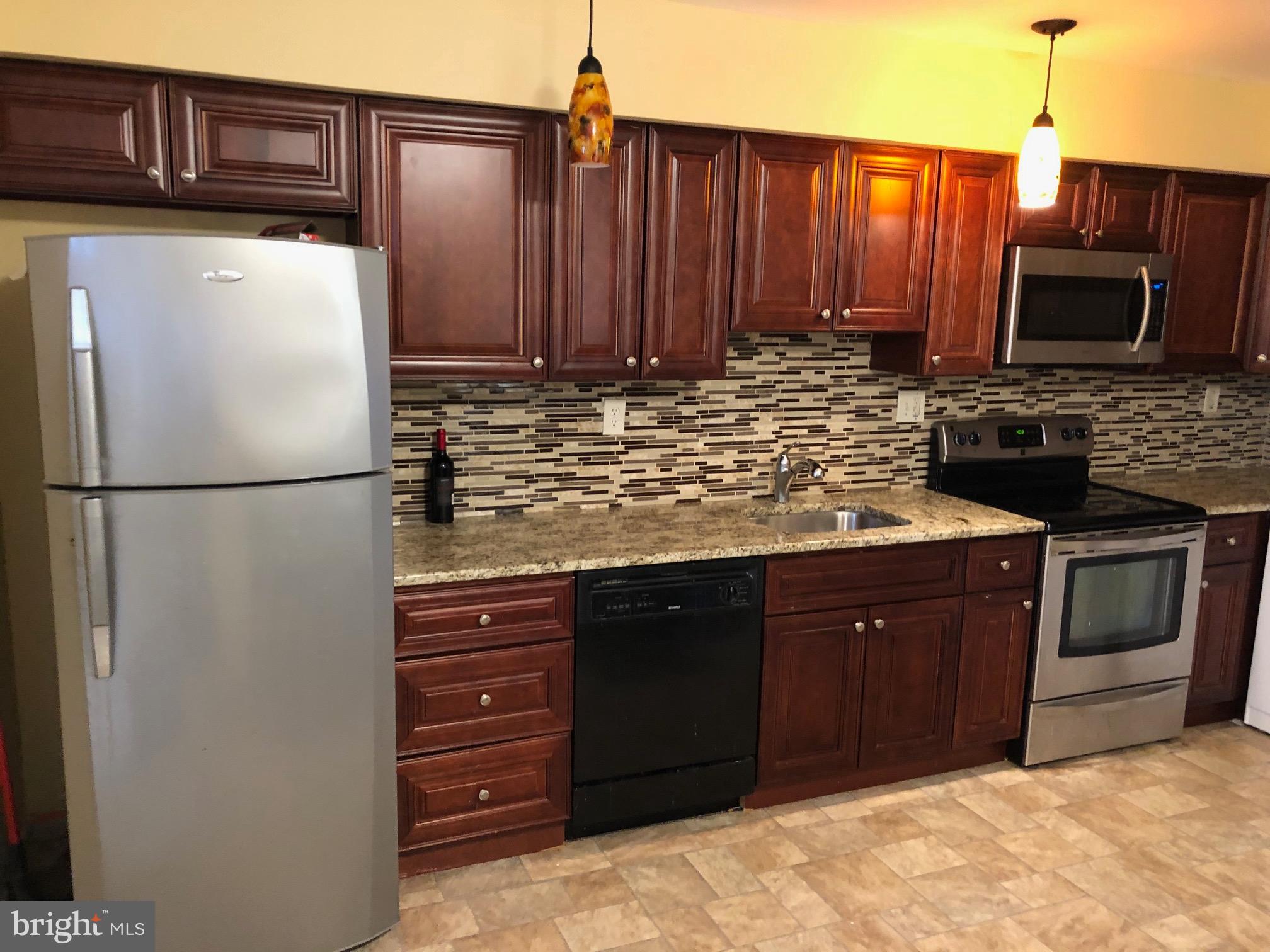 GREEN WILLOW RUN - Residential