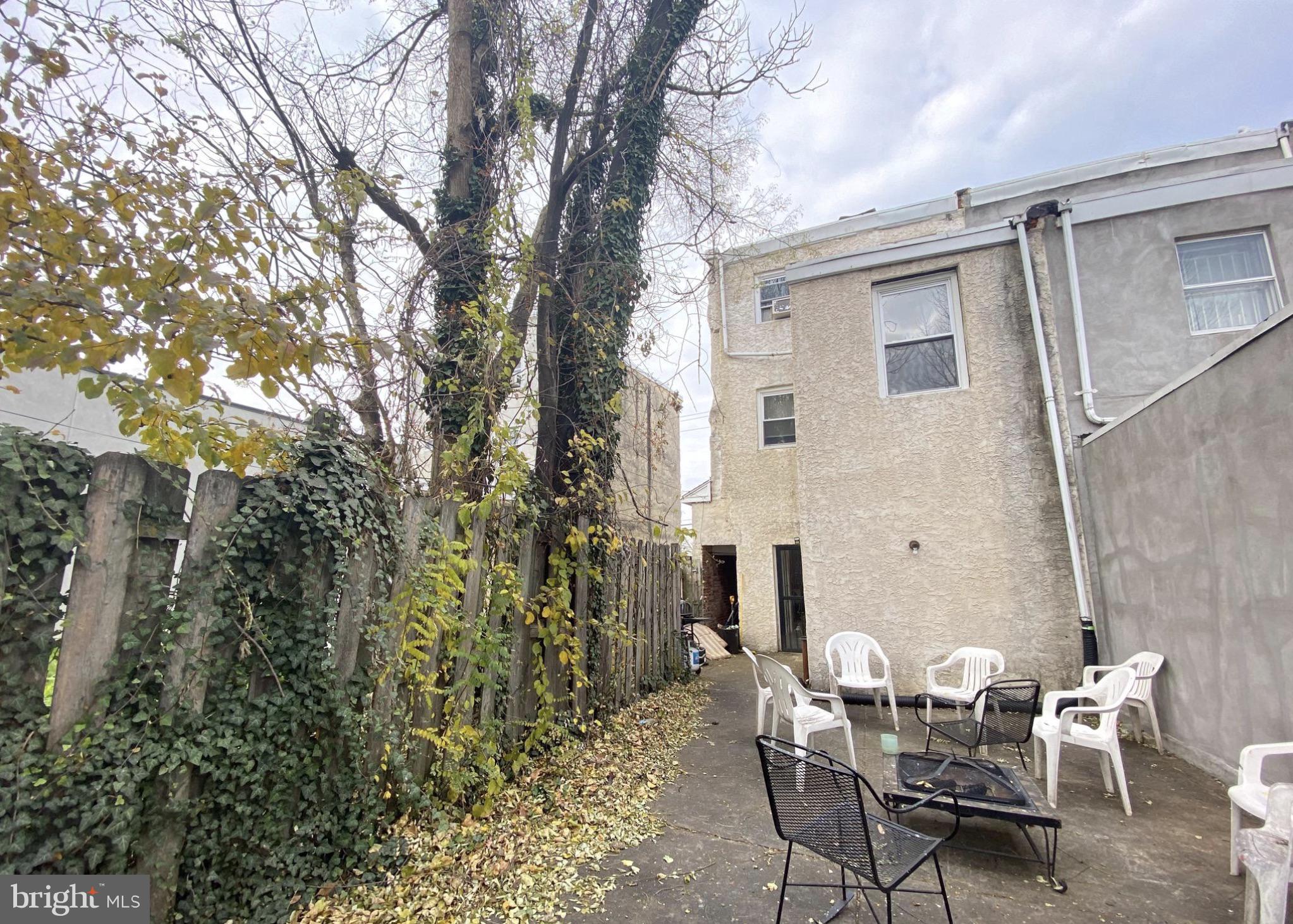 POWELTON VILLAGE - Residential