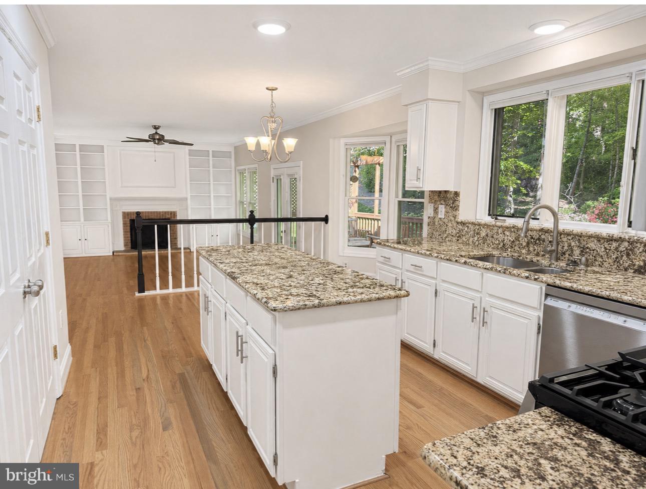 DONEGAL OAKS - Residential