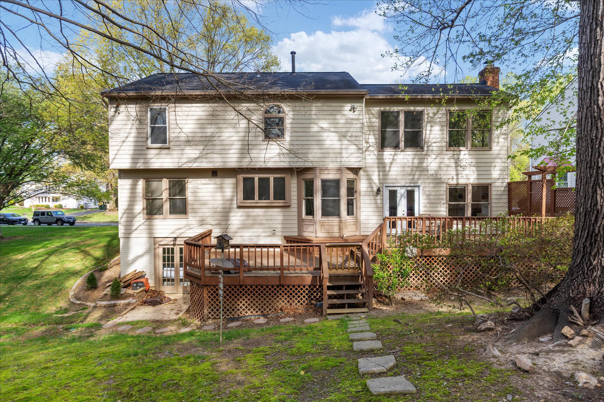 DONEGAL OAKS - Residential