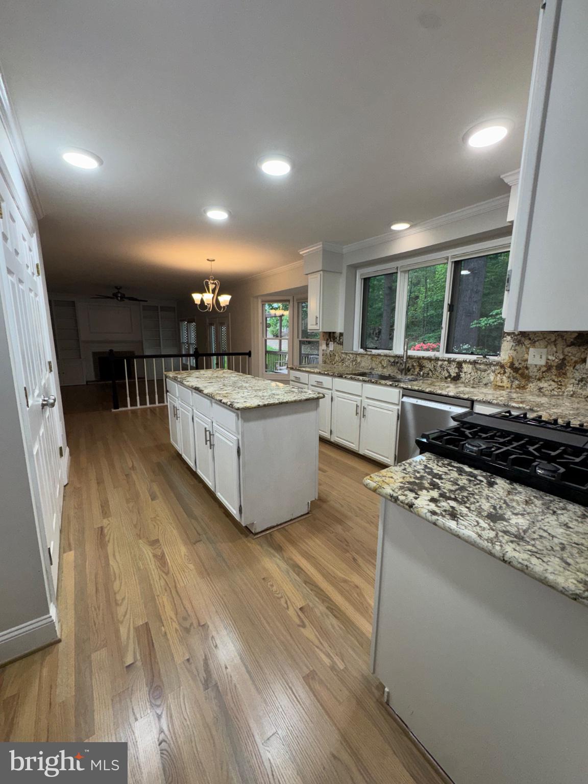 DONEGAL OAKS - Residential