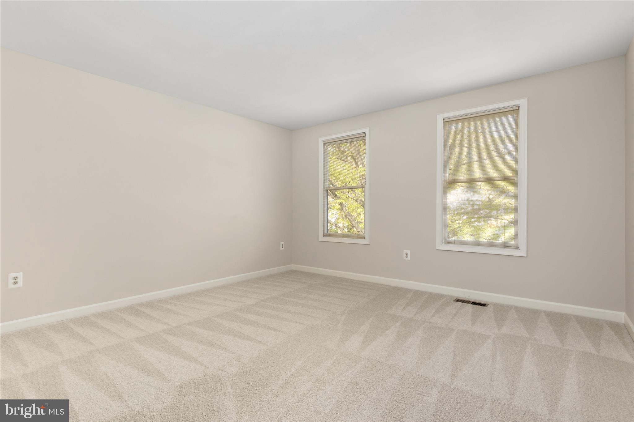 DONEGAL OAKS - Residential