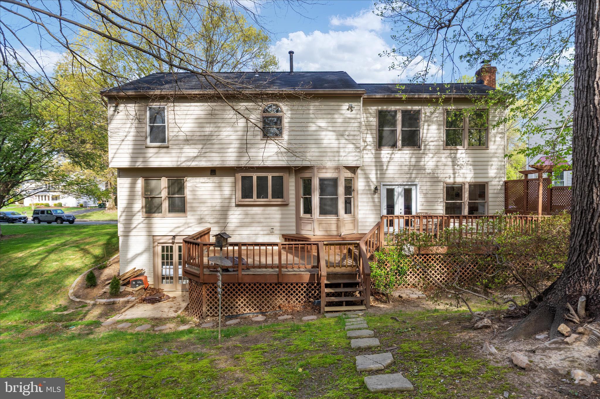 DONEGAL OAKS - Residential