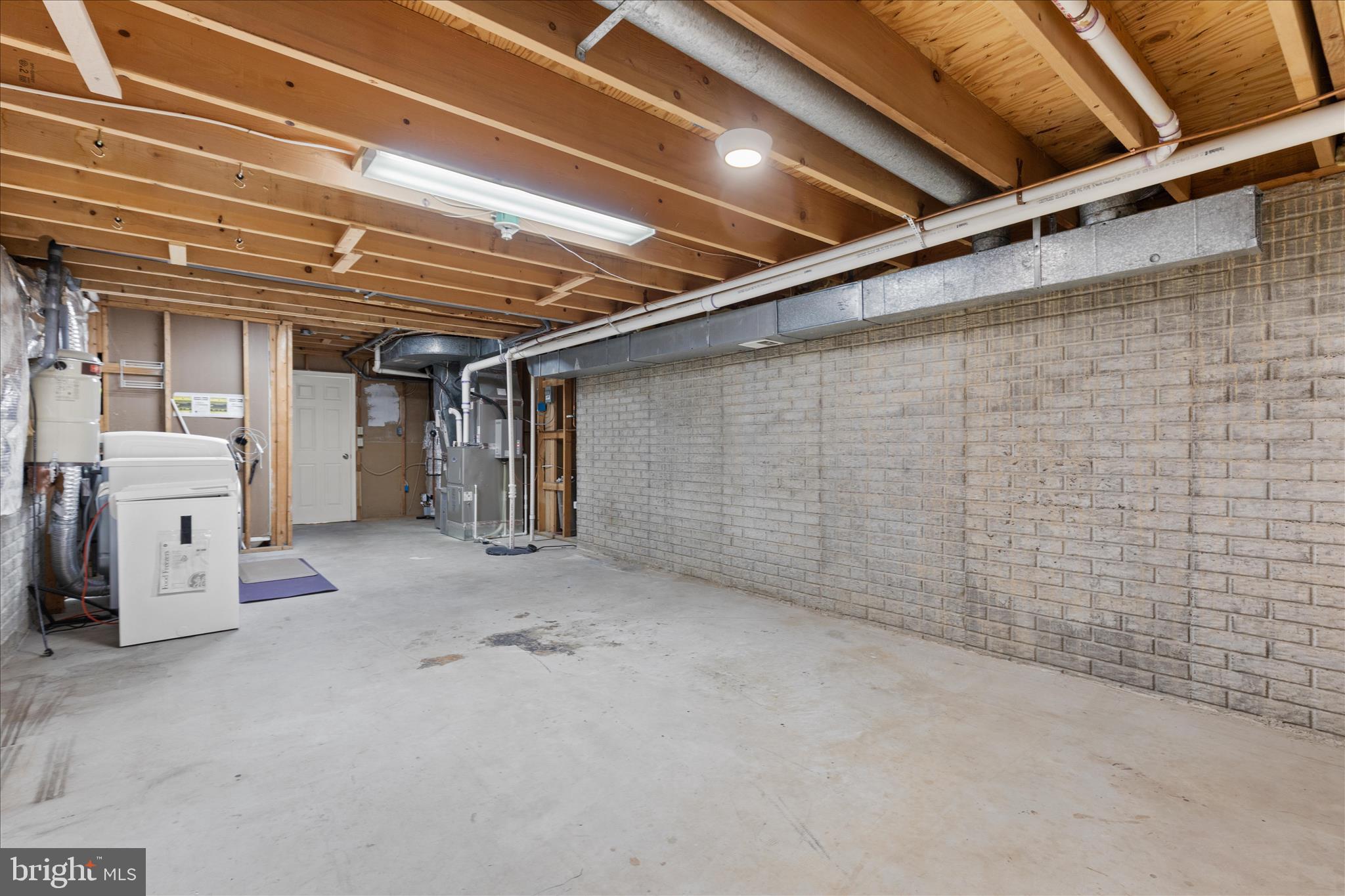 DONEGAL OAKS - Residential