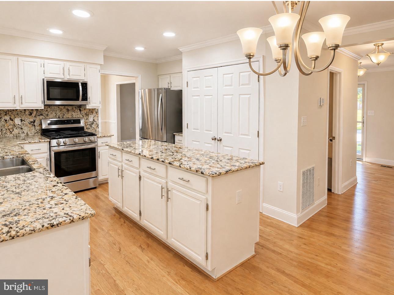 DONEGAL OAKS - Residential
