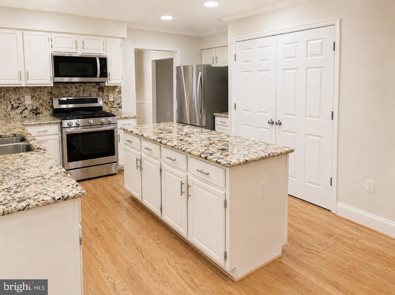 DONEGAL OAKS - Residential