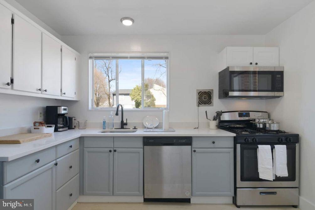 BALLSTON - Residential Income