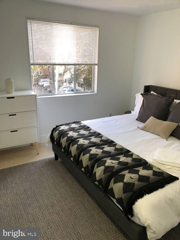 BALLSTON - Residential Income