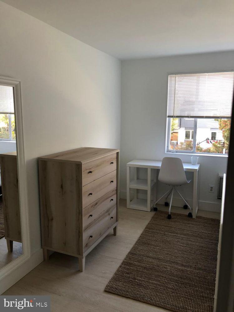 BALLSTON - Residential Income