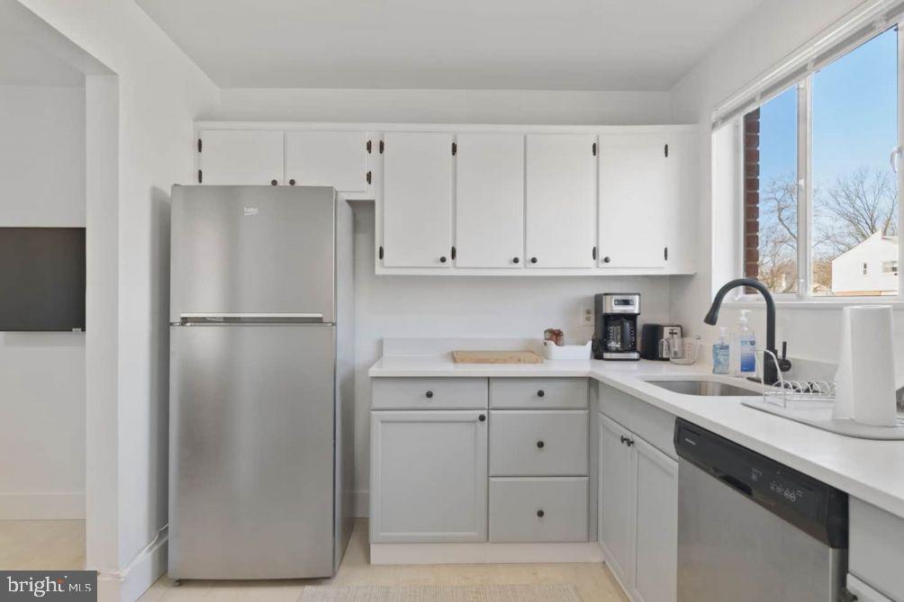 BALLSTON - Residential Income