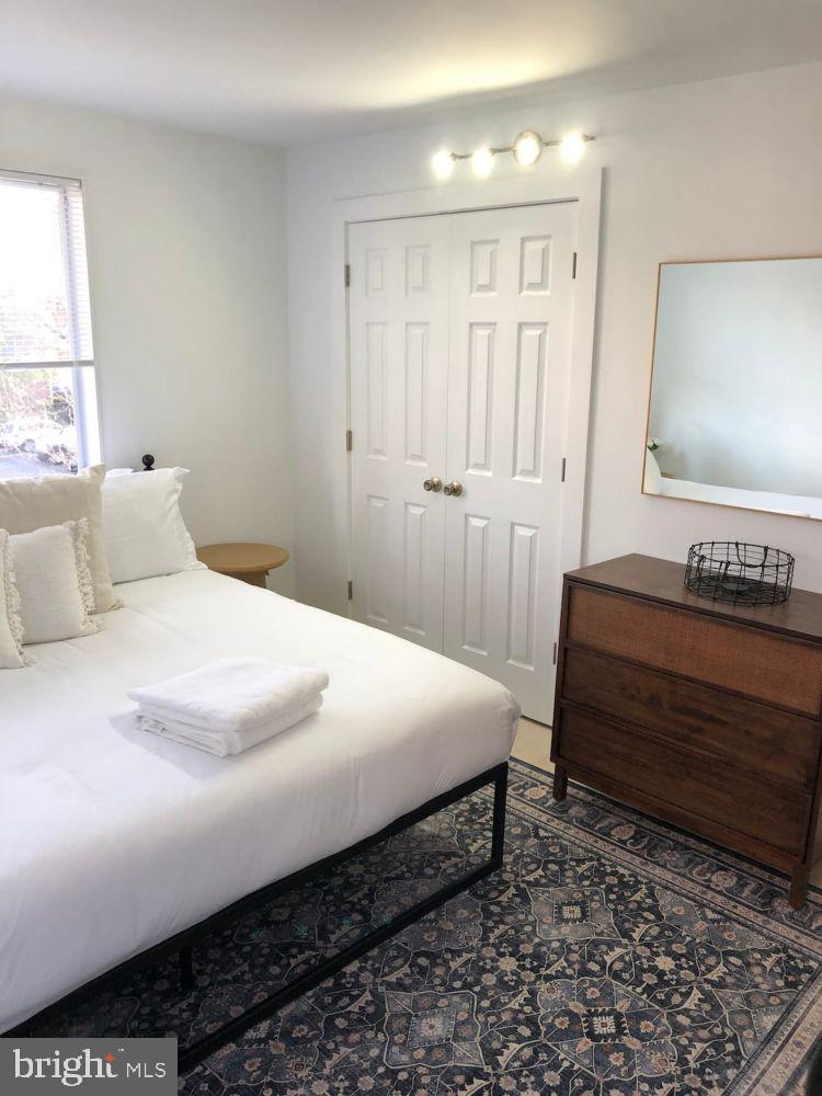 BALLSTON - Residential Income