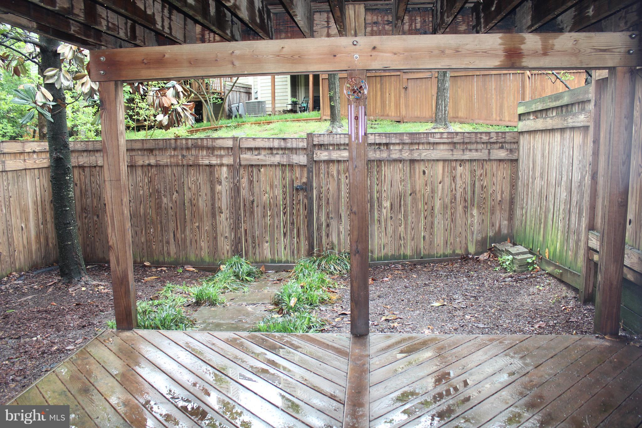 FAIR LAKES - Residential Lease