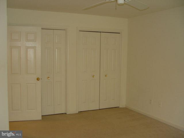 FAIR LAKES - Residential Lease