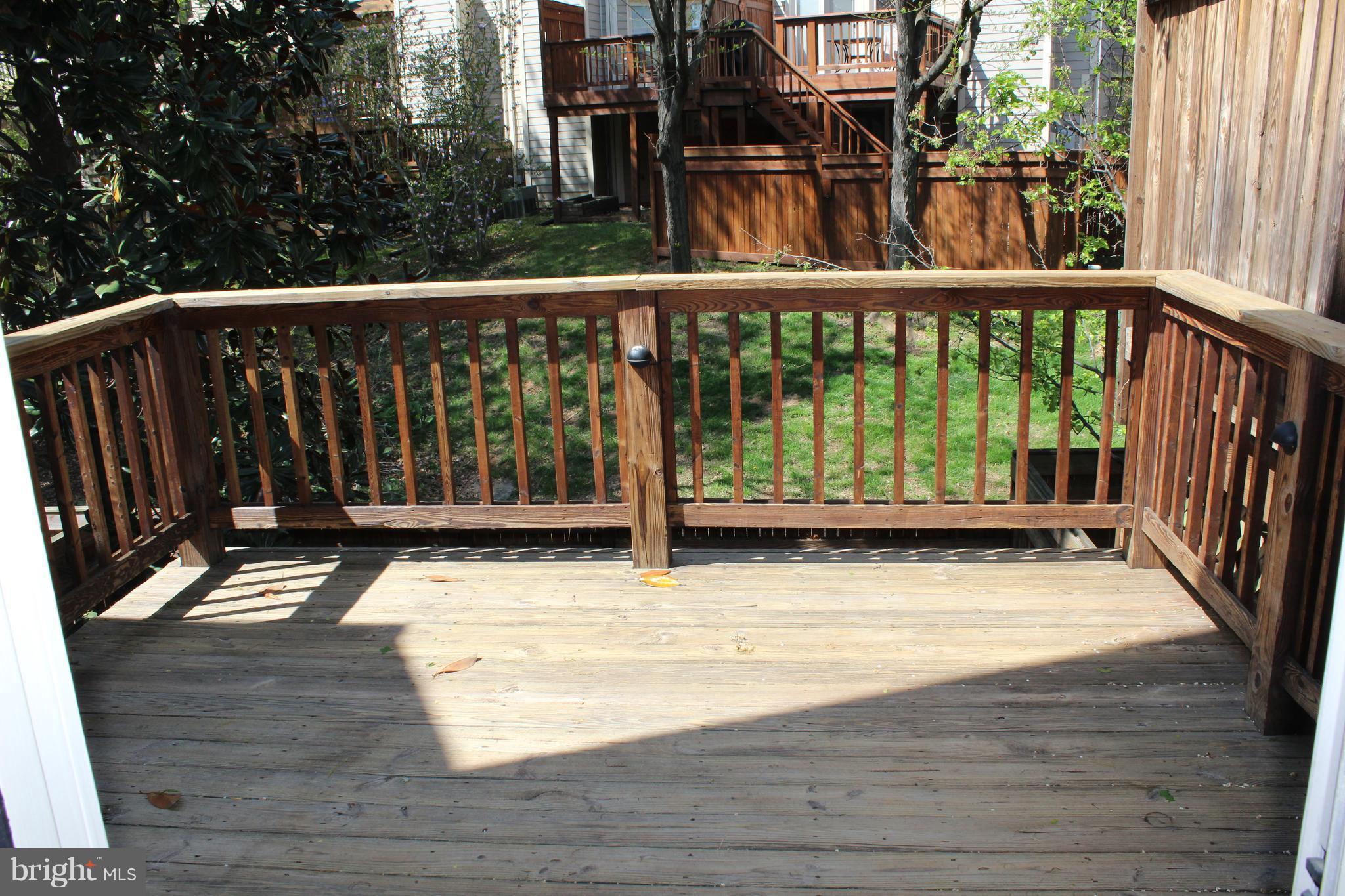 FAIR LAKES - Residential Lease