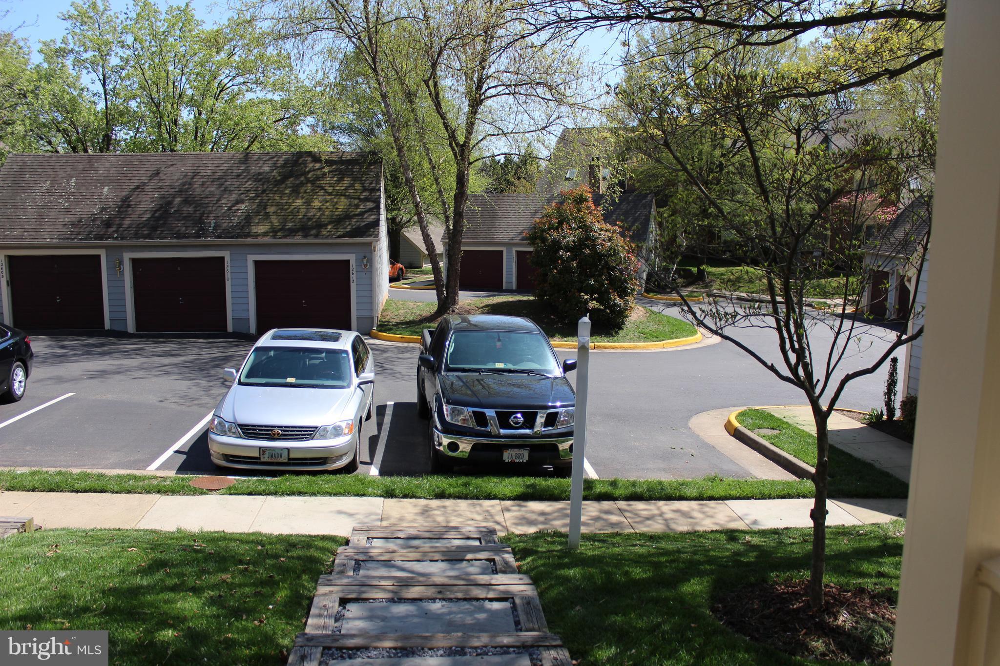 FAIR LAKES - Residential Lease