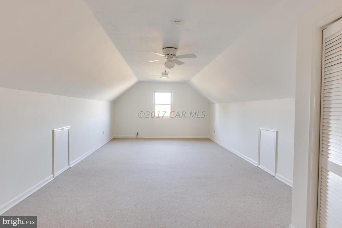 MELODY MANOR ESTATES - Residential