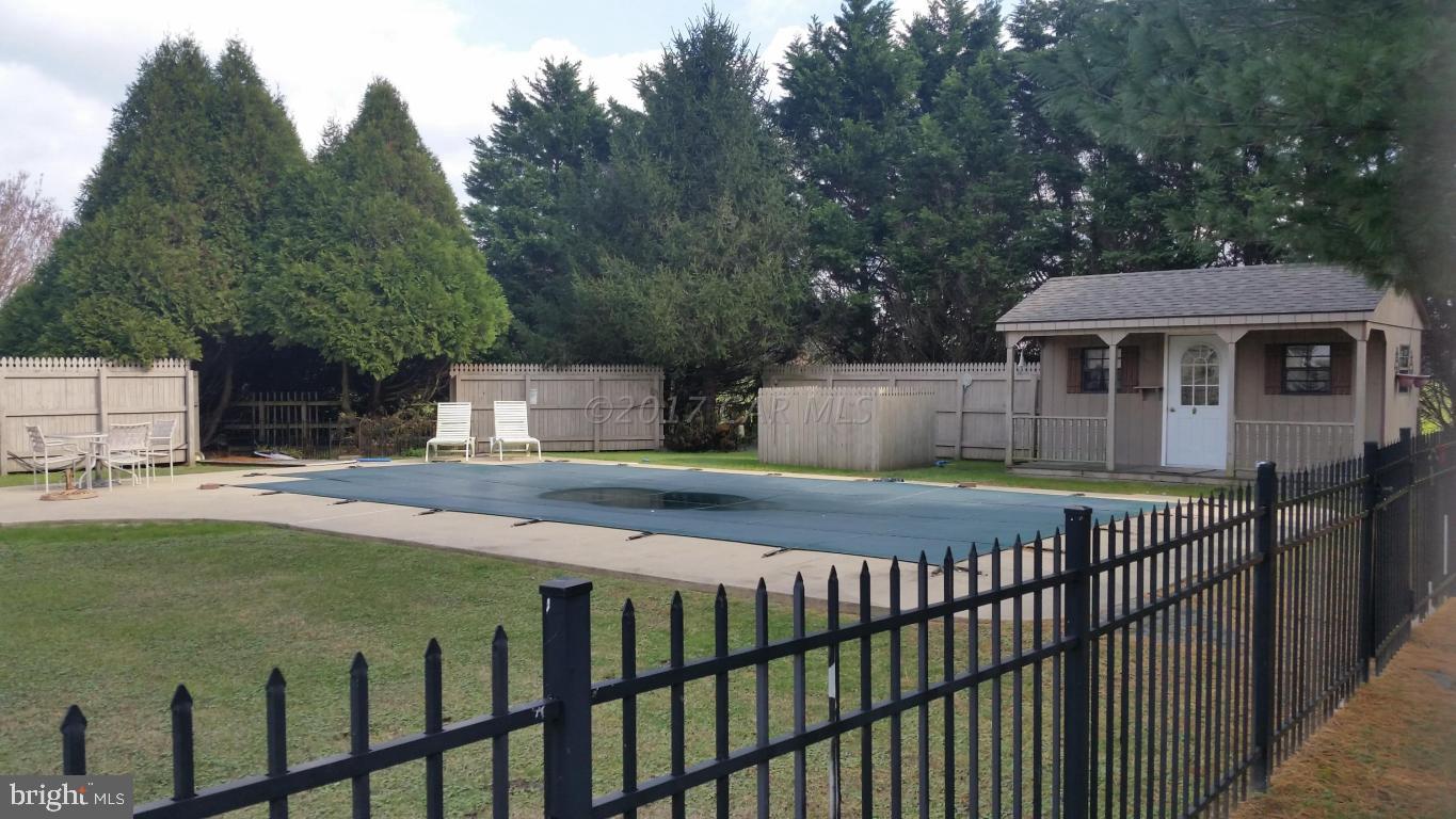 MELODY MANOR ESTATES - Residential