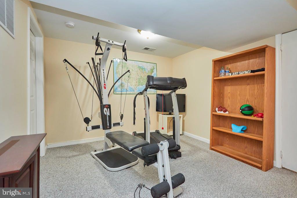 COLUMBIA PINES - Residential