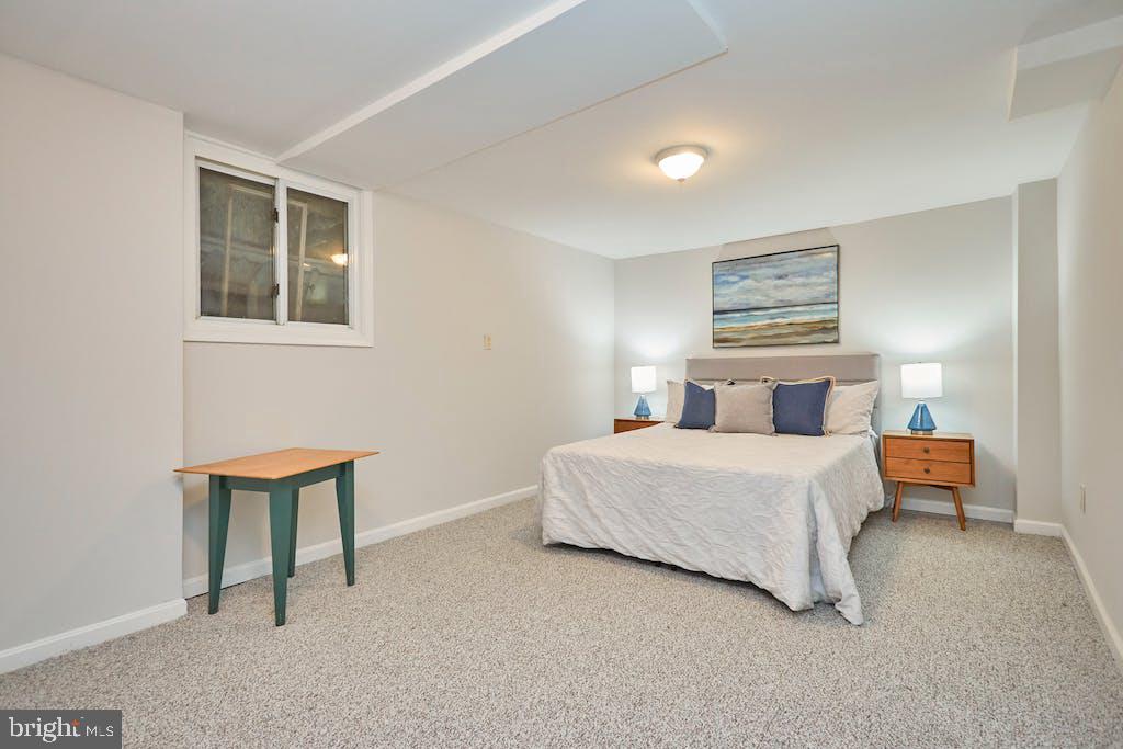 COLUMBIA PINES - Residential