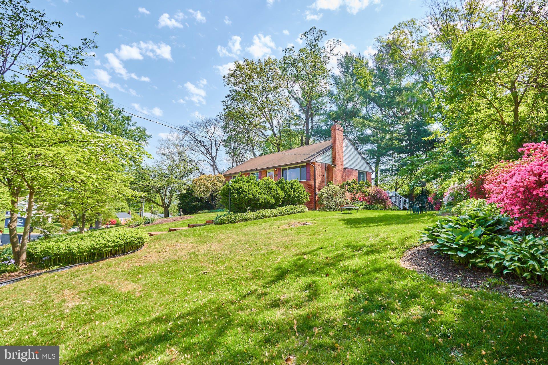 COLUMBIA PINES - Residential