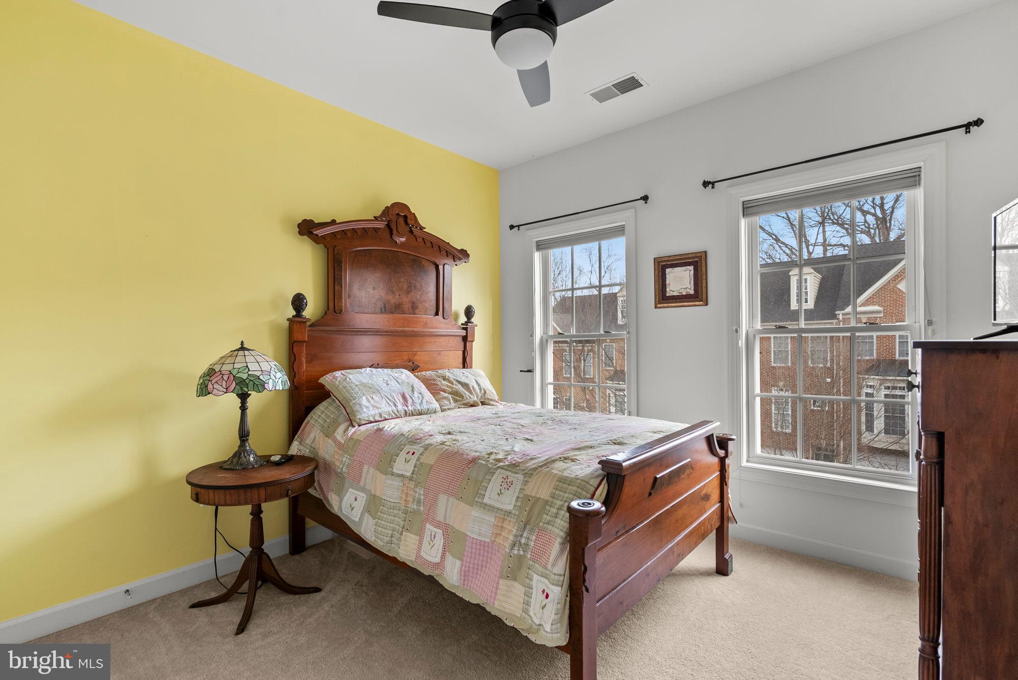 POTOMAC CHASE - Residential