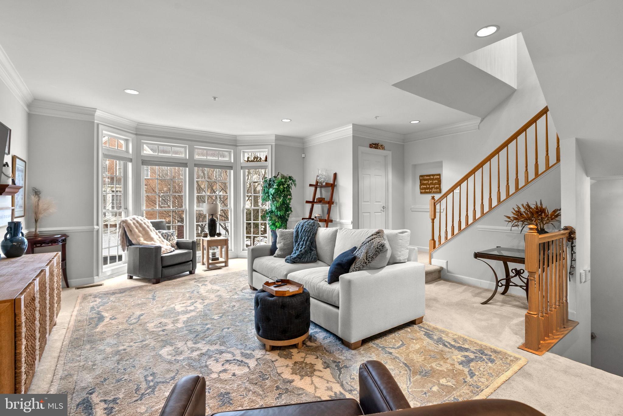 POTOMAC CHASE - Residential