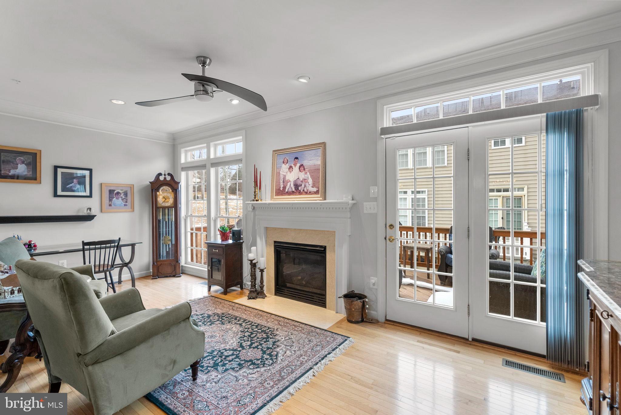 POTOMAC CHASE - Residential