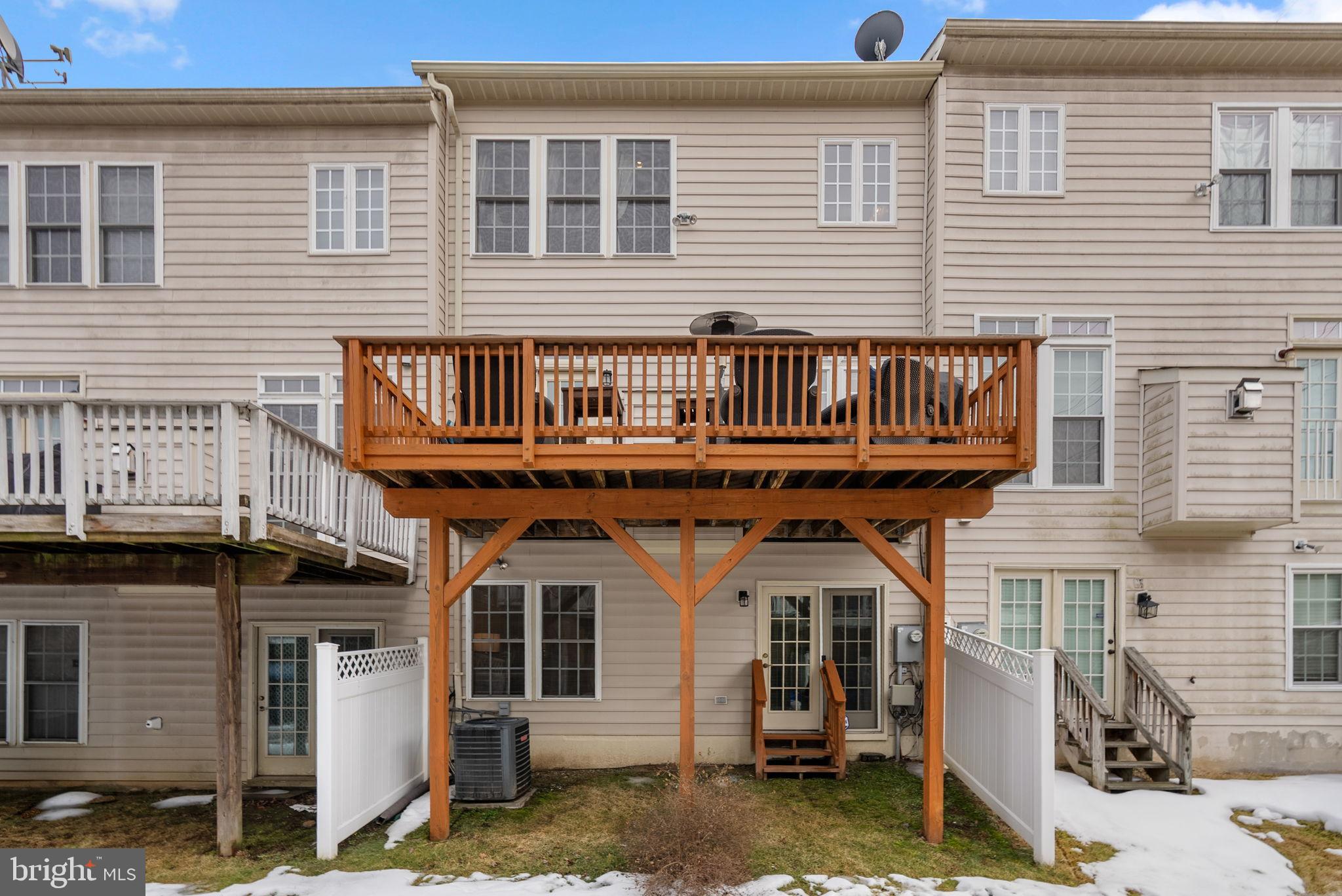 POTOMAC CHASE - Residential