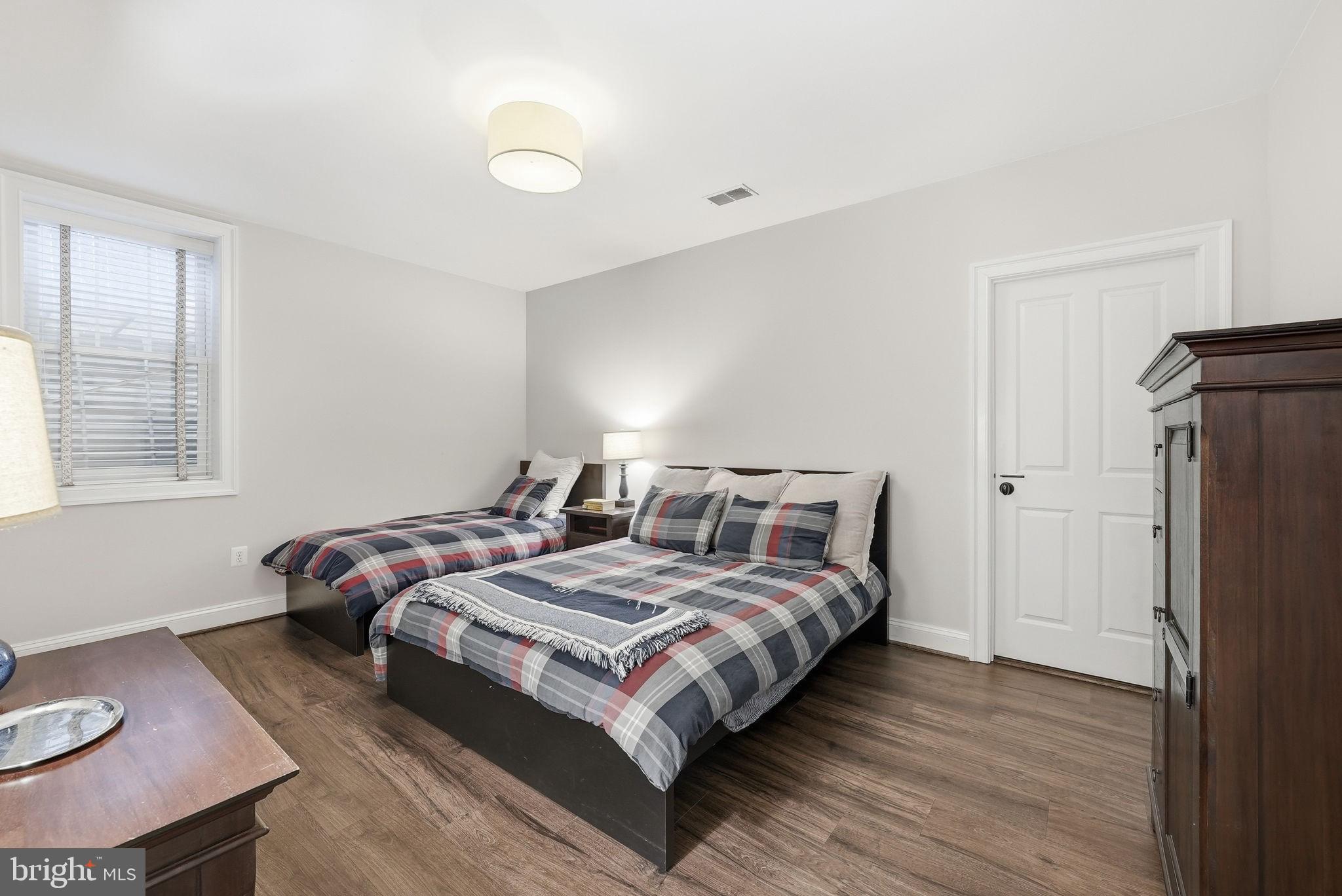 CHERRYDALE - Residential