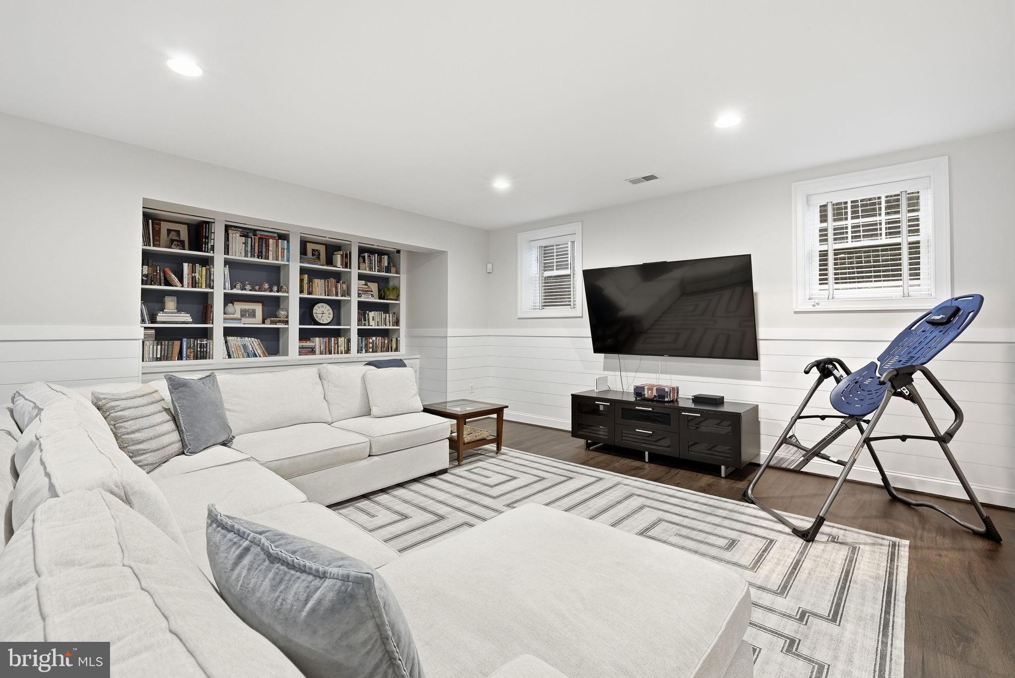 CHERRYDALE - Residential