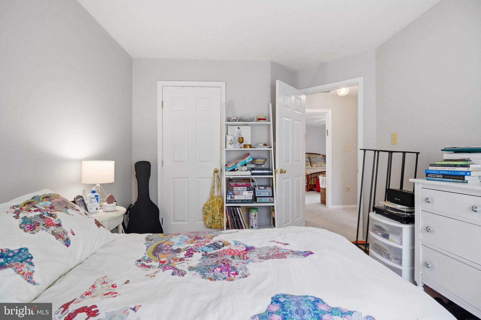 LIFESTYLE AT SULLY STATION - Residential