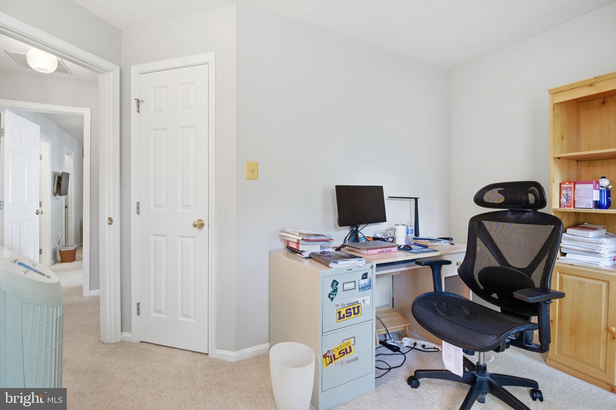 LIFESTYLE AT SULLY STATION - Residential