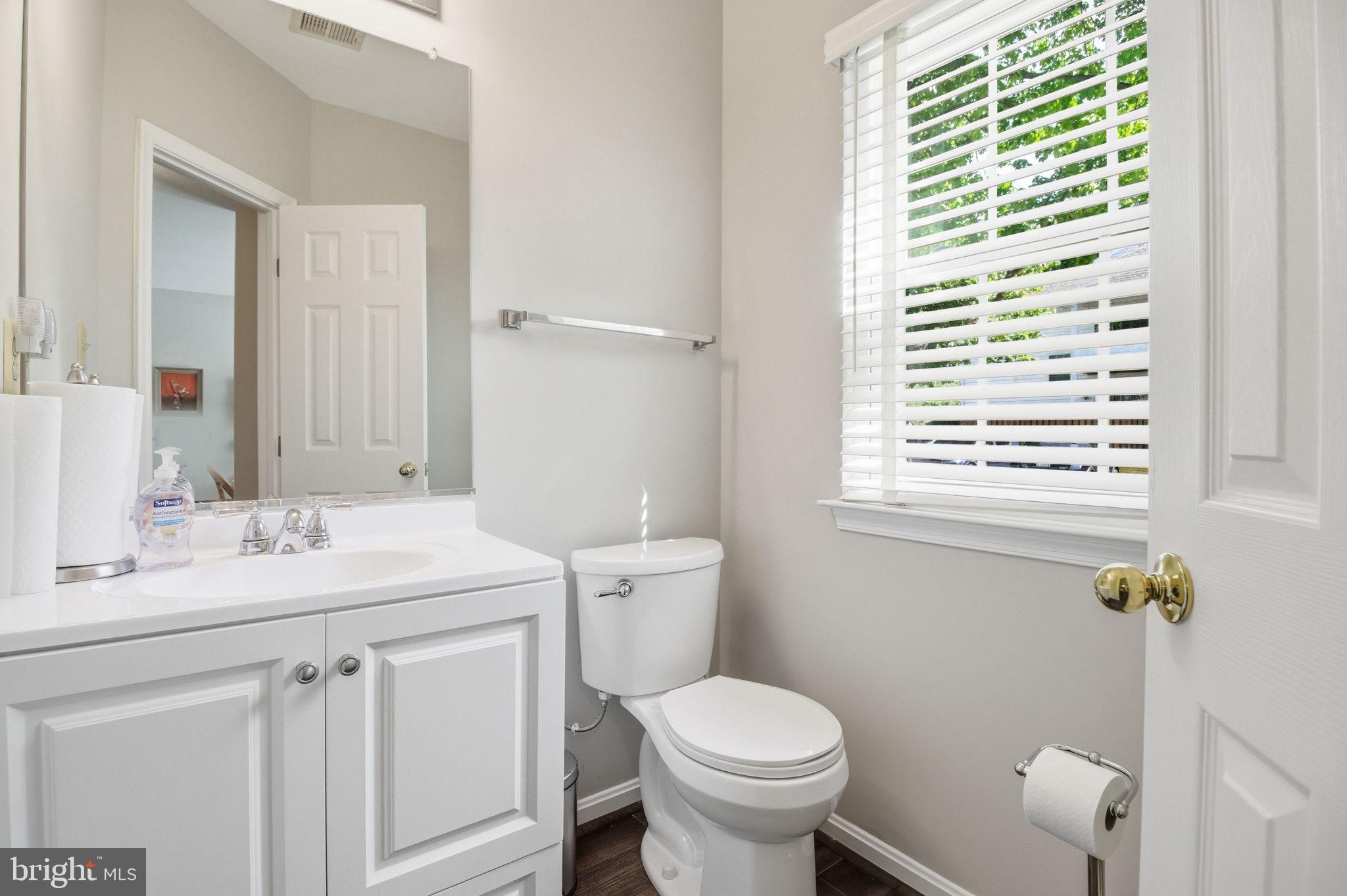 LIFESTYLE AT SULLY STATION - Residential