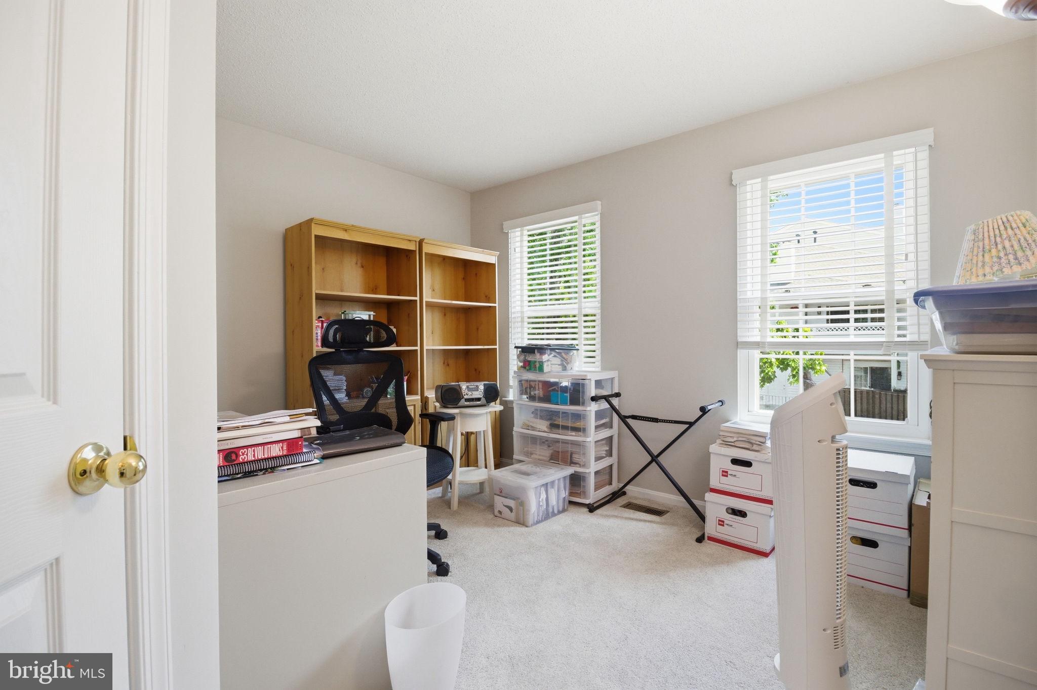 LIFESTYLE AT SULLY STATION - Residential