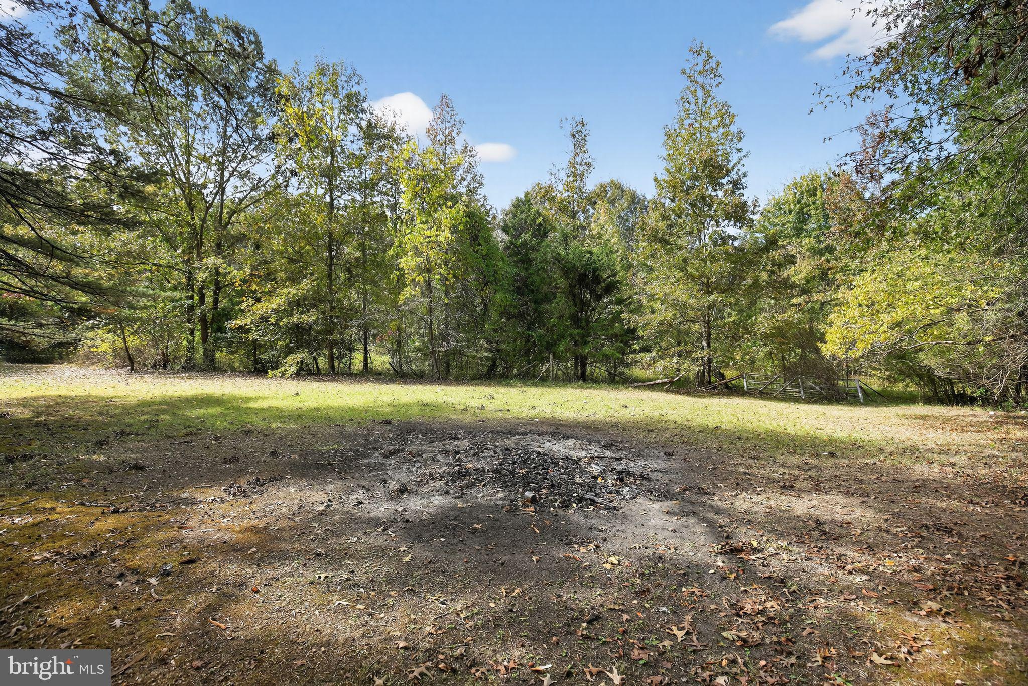 BUMPY KNOLLS - Residential