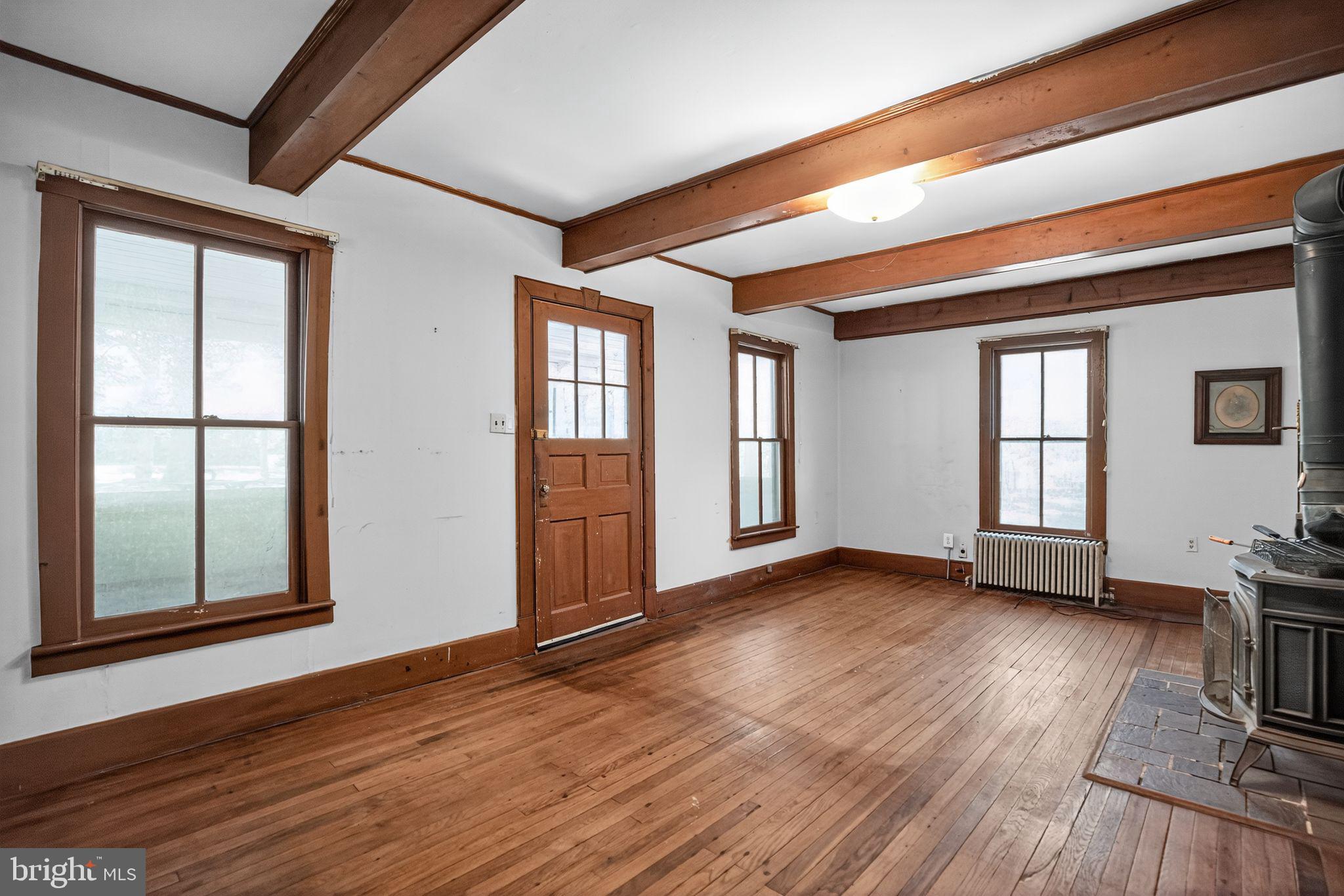 BUMPY KNOLLS - Residential