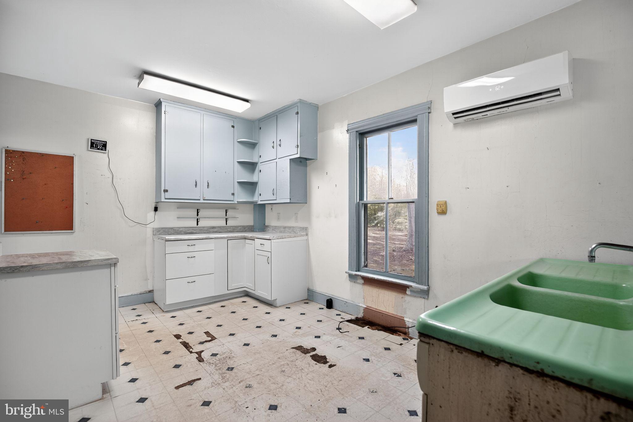 BUMPY KNOLLS - Residential