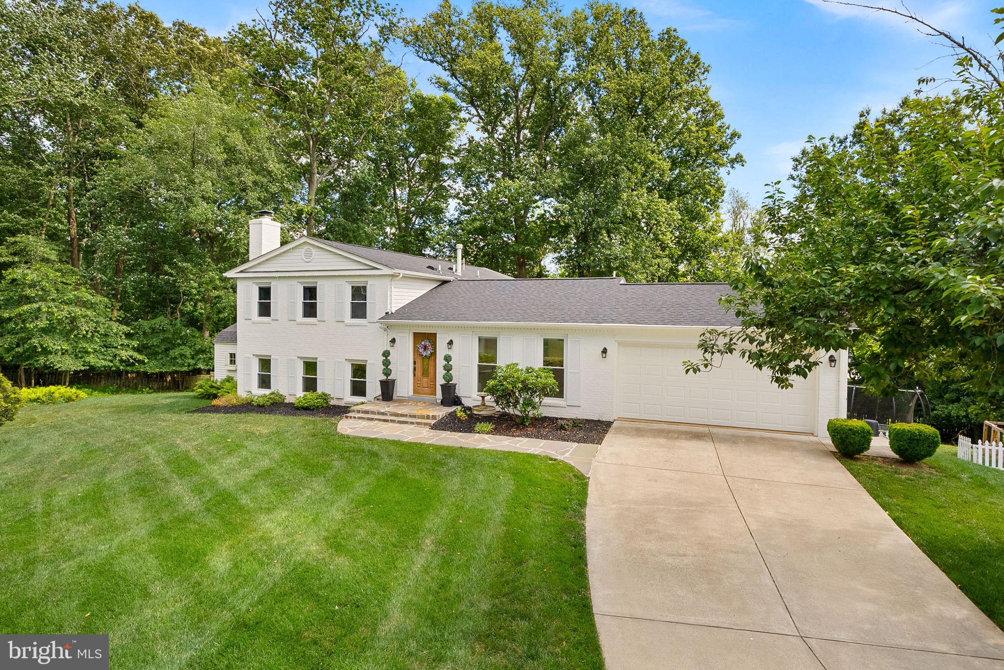 9411 CELLO COURT